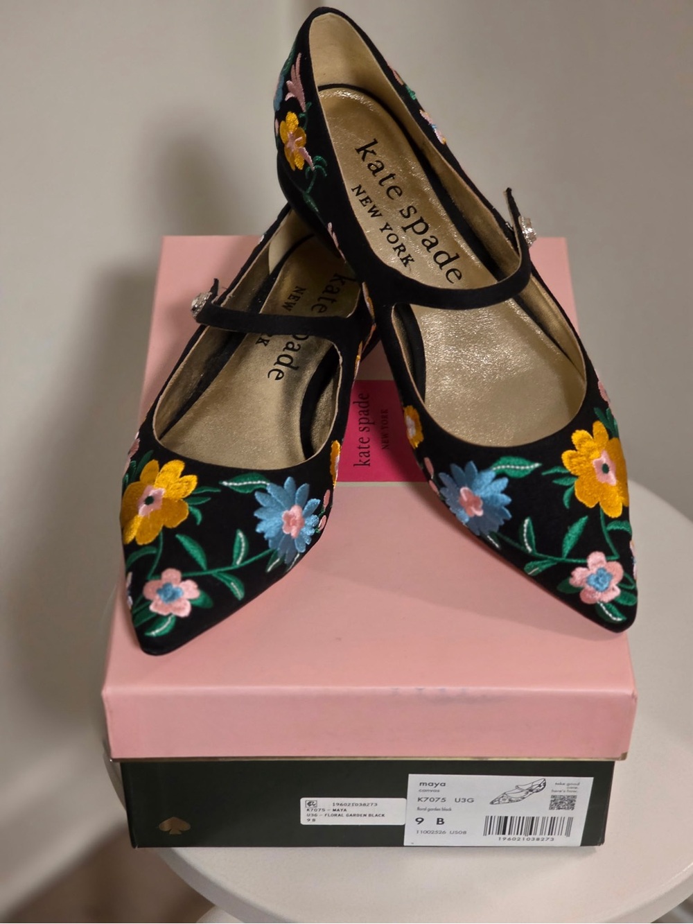 Kate Spade Maya Flats. Size 9. Like New.